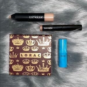 MAKEUP BUNDLE SALE